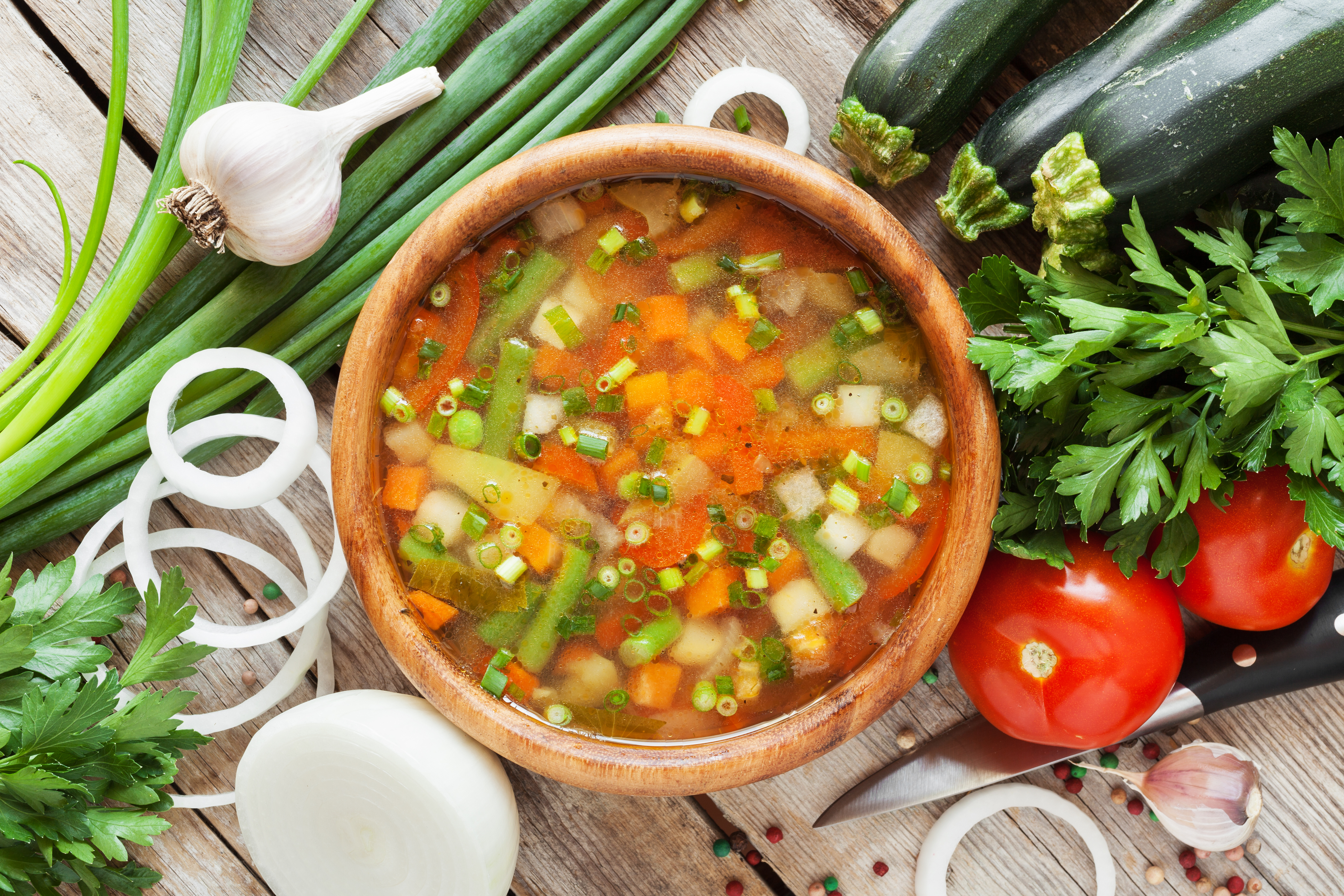 Овощи вкусные супы. Суп прентаньер. Суп стручковая фасоль. Суп прентаньер рецепт. Суп со стручковой фасолью и говядиной.